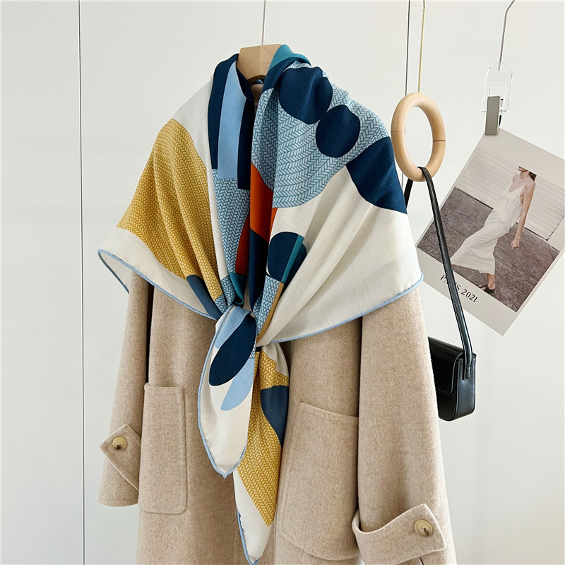 Cachecol de Seda 30% e Lã 70%  - Winter Clothing Hong Kong avaliação e preço