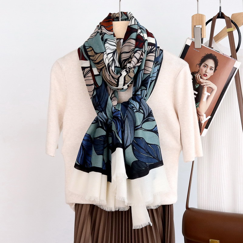 Xales Longos de Caxemira com B - Winter Clothing Hong Kong avaliação e preço