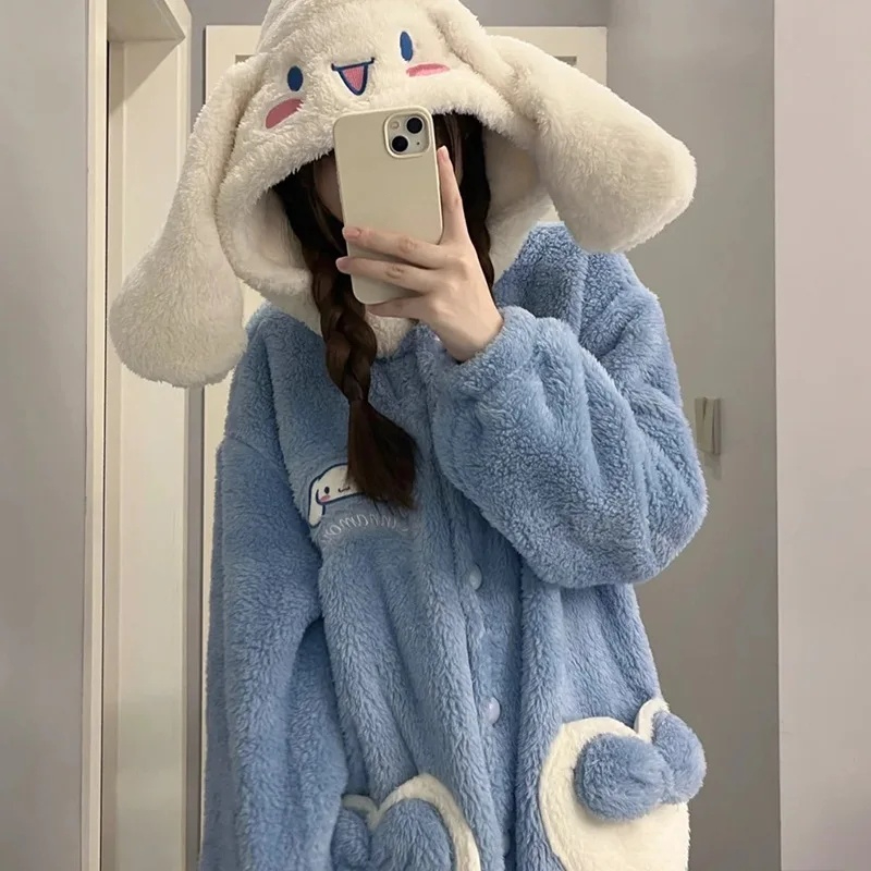 Oferta Especial: Pijama de Pel - Winter Clothing Offer avaliação e preço